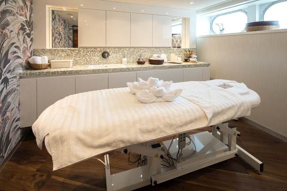 AmaWaterways LEA_massage.jpg